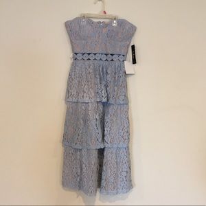 Lulu’s Strapless Floral Dress